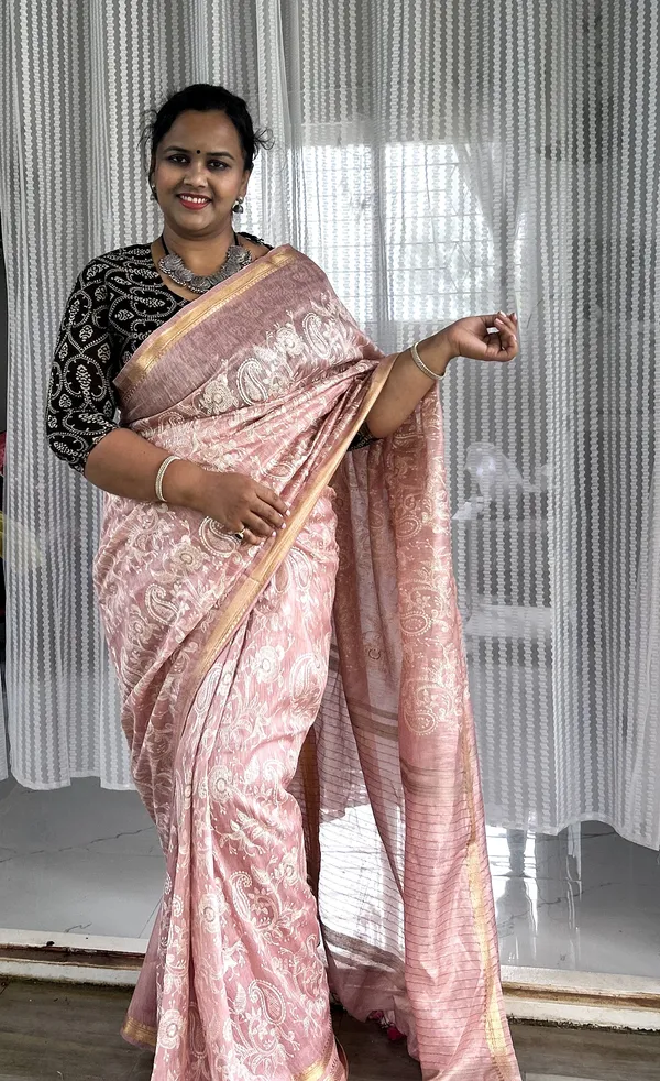 Captivating_Pure_Kota_Linen_Embroidery_Saree_Peach