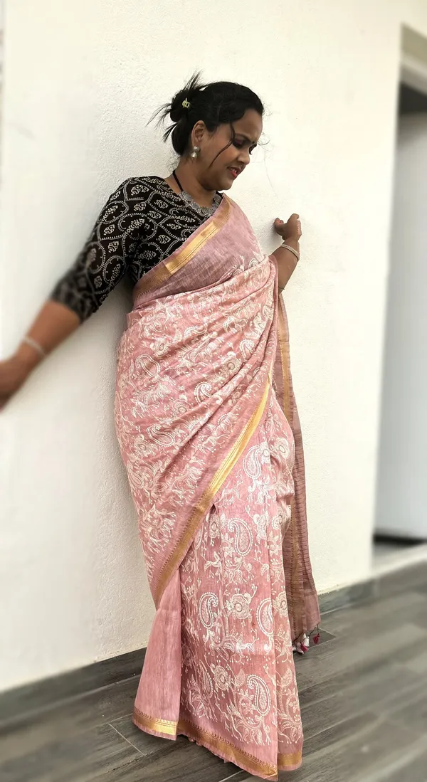 Captivating_Pure_Kota_Linen_Embroidery_Saree_Peach