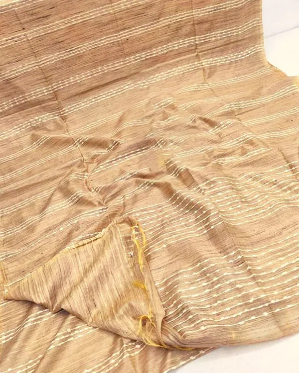 Bansbara_Tussar_Silk_Kantha_Handloom_Saree_Pancho_Brown