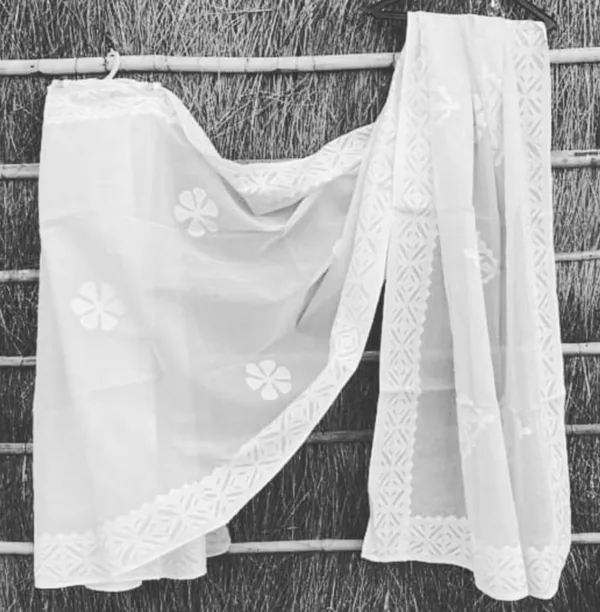 Ivory_Organdy_Cotton_Saree_Applique_Work_White