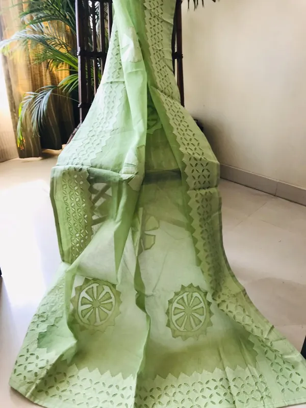 Emerald_Organdy_Cotton_Saree_Applique_Work_Green