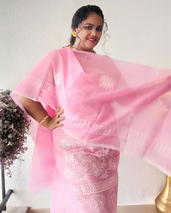 Embroidered_Kota_Doria_Suit_Pink_(Top+Dupatta+Bottom)