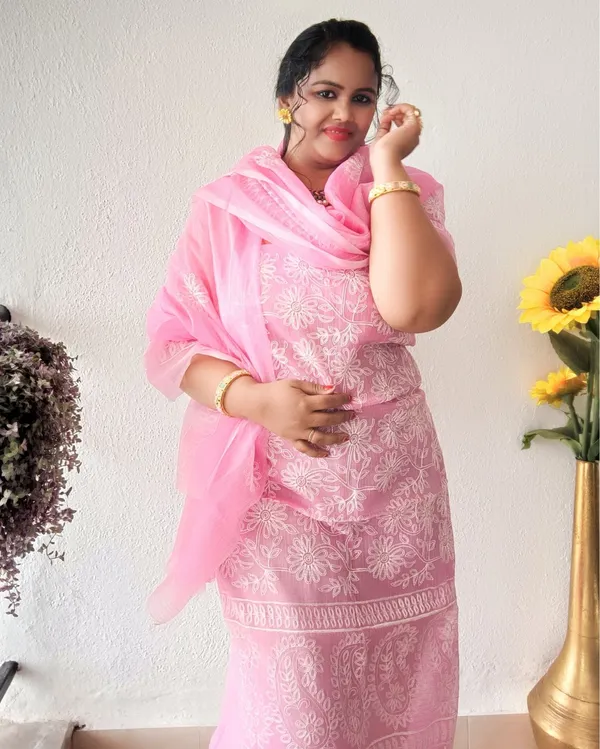 Embroidered_Kota_Doria_Suit_Pink_(Top+Dupatta+Bottom)