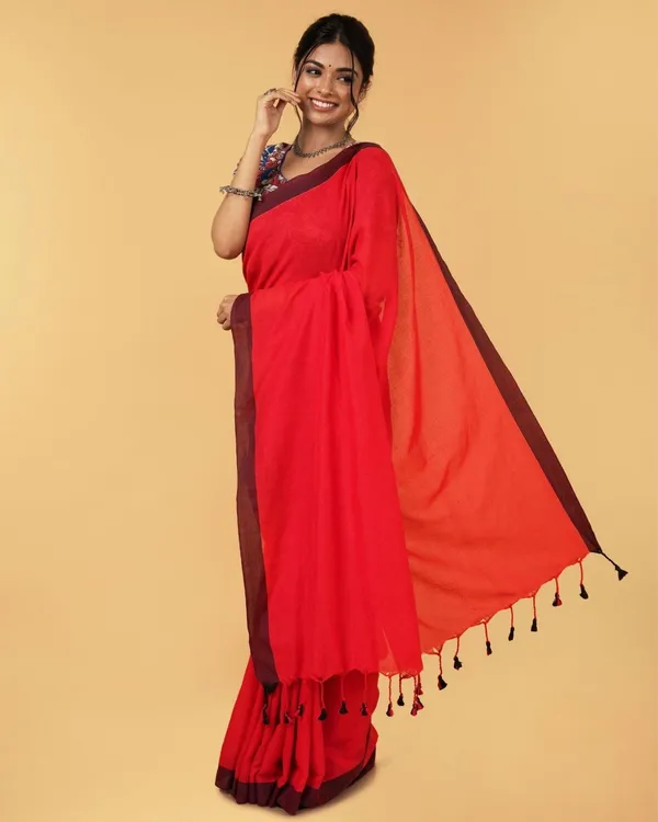 Delightful_Pure_Handloom_Mul_Cotton_Red_Saree