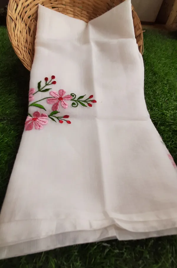 Sunny_White_Pure_Kota_Doria_Saree_Embroidered