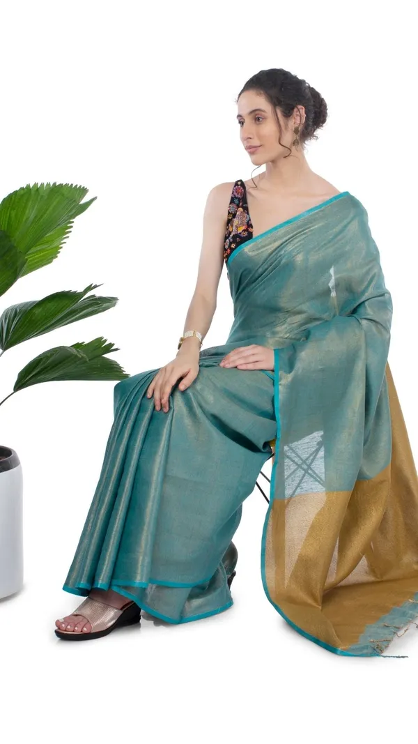 Tissue_Linen_Green_Saree_Gold_Shimmer_Pallu