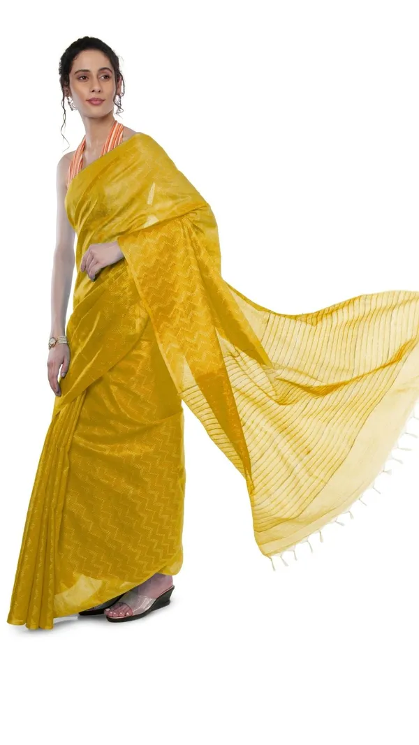 Kota_Silk_Yellow_Saree_Sequence_Pallu_&_Zig-Zag_Design