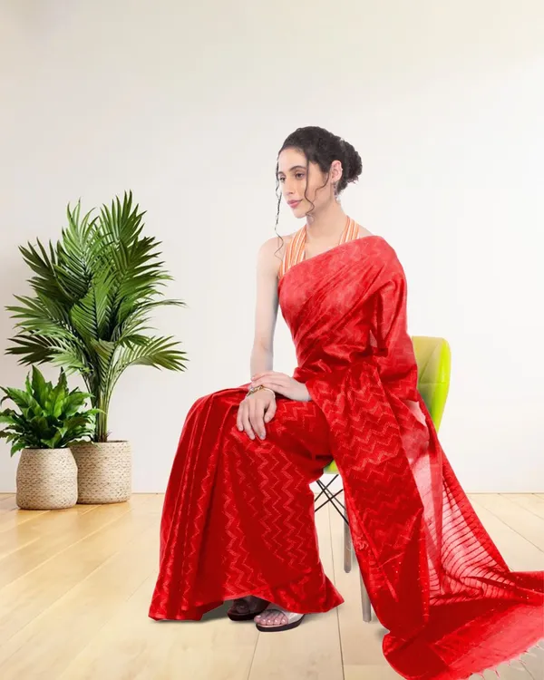 Kota_Silk_Red_Saree_Sequence_Pallu_&_Zig-Zag_Design