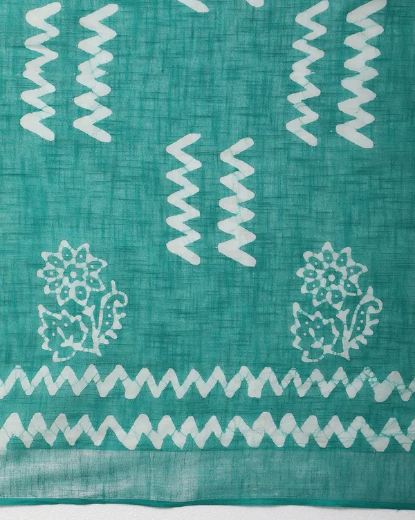 Turquoise_Slub_Linen_Saree_Wax_Batik_Hand_Dyed_Turquoise_Blue