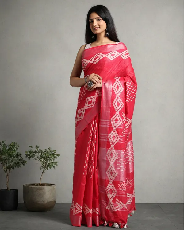 Crimson_Slub_Linen_Saree_Wax_Batik_Hand_Dyed_Rubine_Red