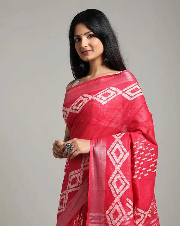 Crimson_Slub_Linen_Saree_Wax_Batik_Hand_Dyed_Rubine_Red