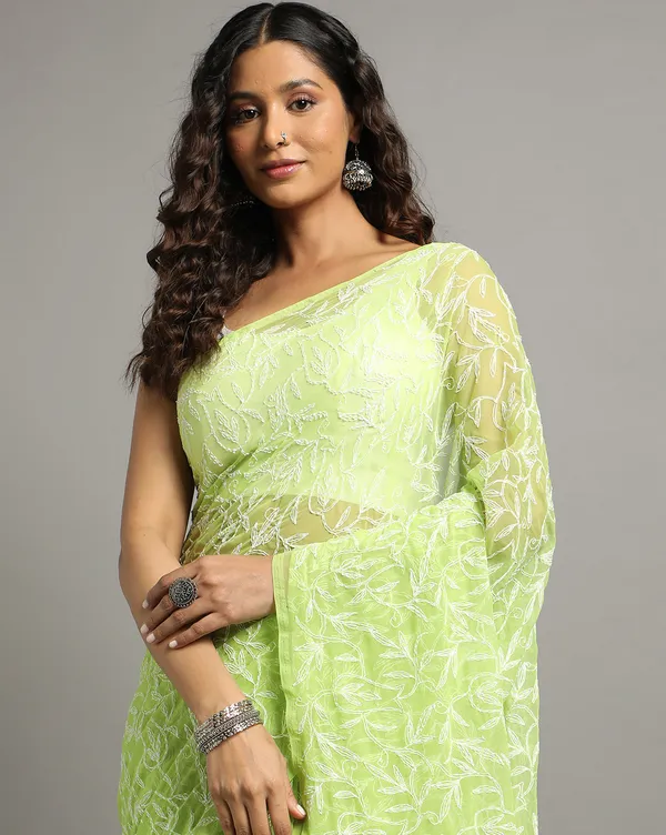 Tepchi_Handwork_Georgette_Saree_Moss_Green