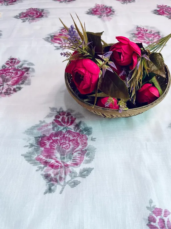 Vivid_Kota_Doria_White_Suit_Blockprinted_(Top+Bottom+Dupatta)