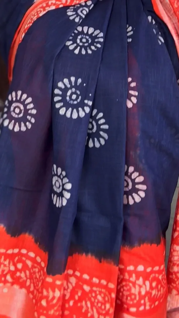 Vibrant_Slub_Linen_Wax_Batik_Hand_Dyed_Saree_Ink_Blue_&_Orange
