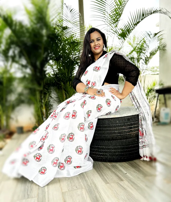 Azureish_Slub_Linen_Saree_White_Handblock_Print
