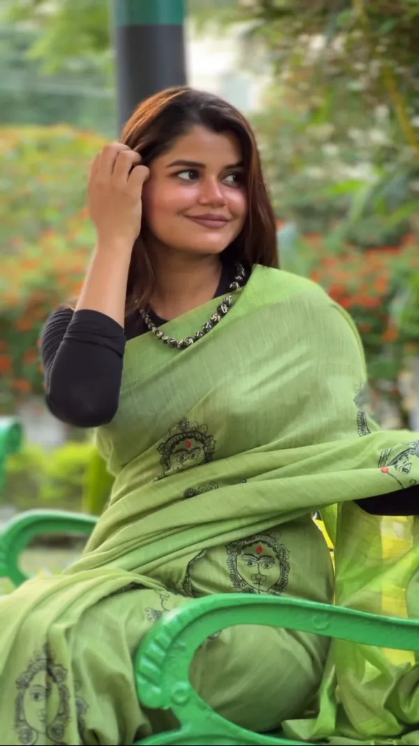 Embroidered_Bansbara_Tussar_Silk_Handloom_Saree_Green