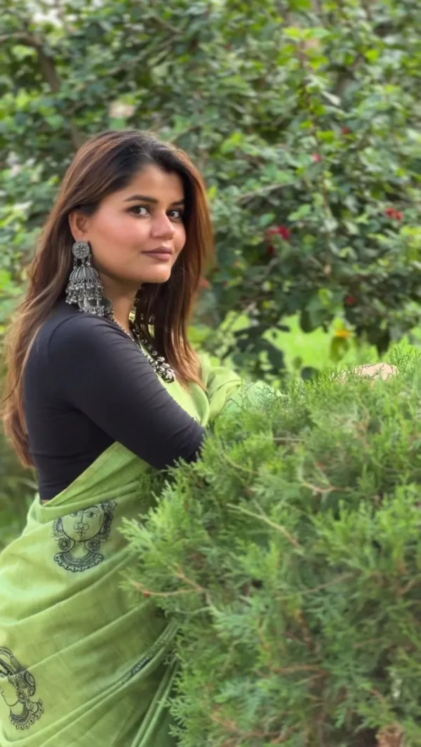 Embroidered_Bansbara_Tussar_Silk_Handloom_Saree_Green