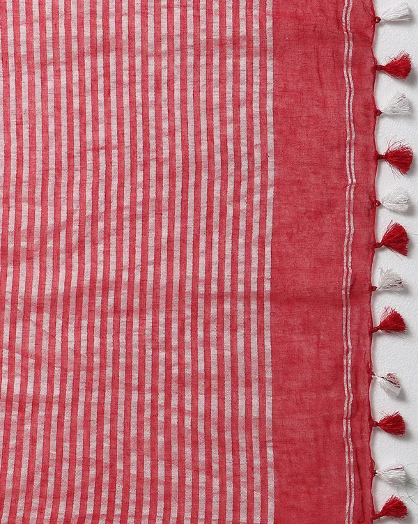 Creative_Pure_Linen_Handloom_Saree_Red_Hand_Embroidered