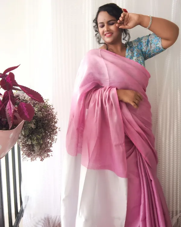 Modern_Pure_Tissue_Linen_Handdyed_Saree_Pink
