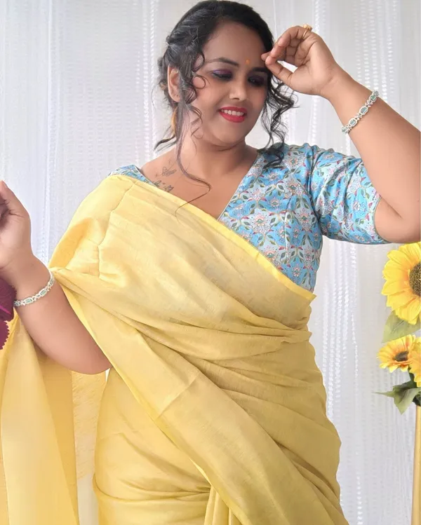 Gorgeous_Pure_Tissue_Linen_Handdyed_Saree_Yellow