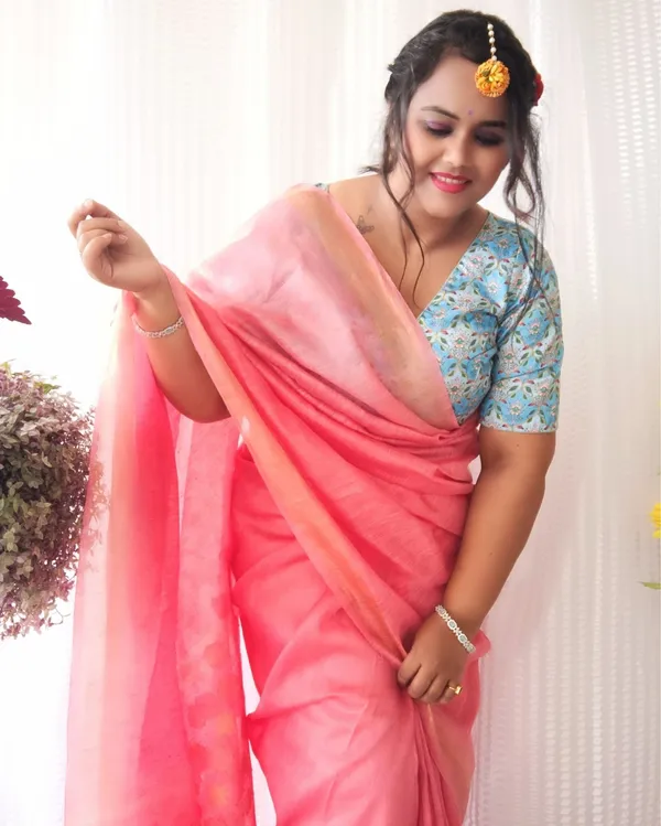 Ornamental_Banarasi_Silk_Linen_Pink_Handloom_Saree