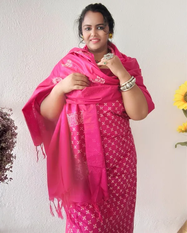 Katan_Silk_Stunning_Blockprint_Pink_Suit