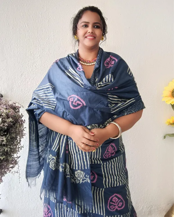 Katan_Silk_Floral_Blockprint_Blue_Suit