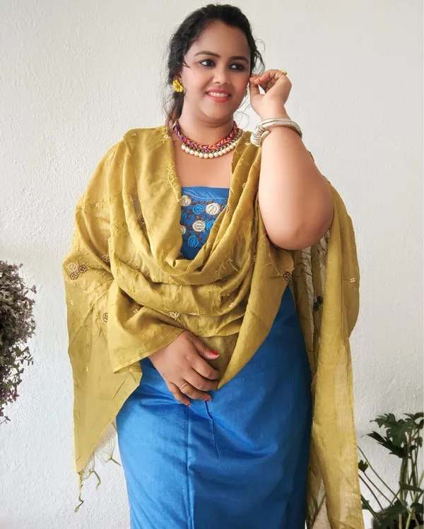 Embroidered_Katan_Silk_Blue_&_Brown_Suit