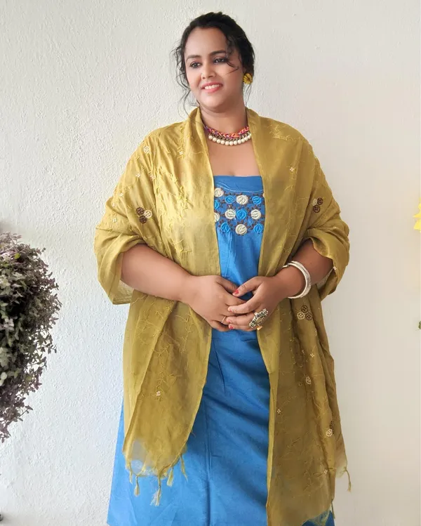 Embroidered_Katan_Silk_Blue_&_Brown_Suit