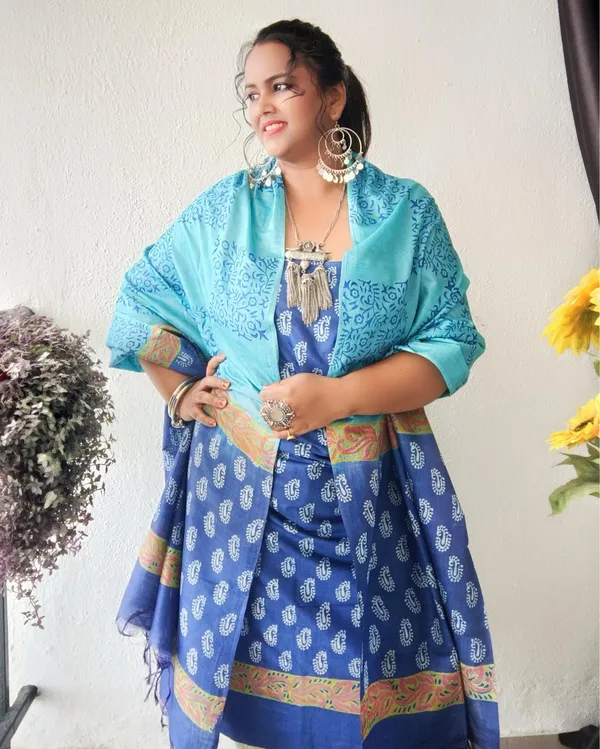 Katan_Silk_Decorous_Blockprint_Blue_&_Green_Suit