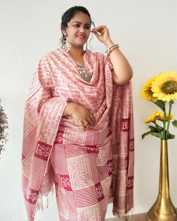 Katan_Silk_Hypnotic_Blockprint_Beige_&_Red_Suit