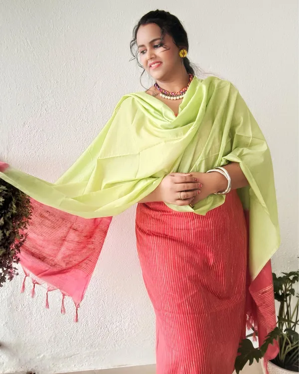 Handcrafted_Katan_Silk_Red_&_Green_Suit