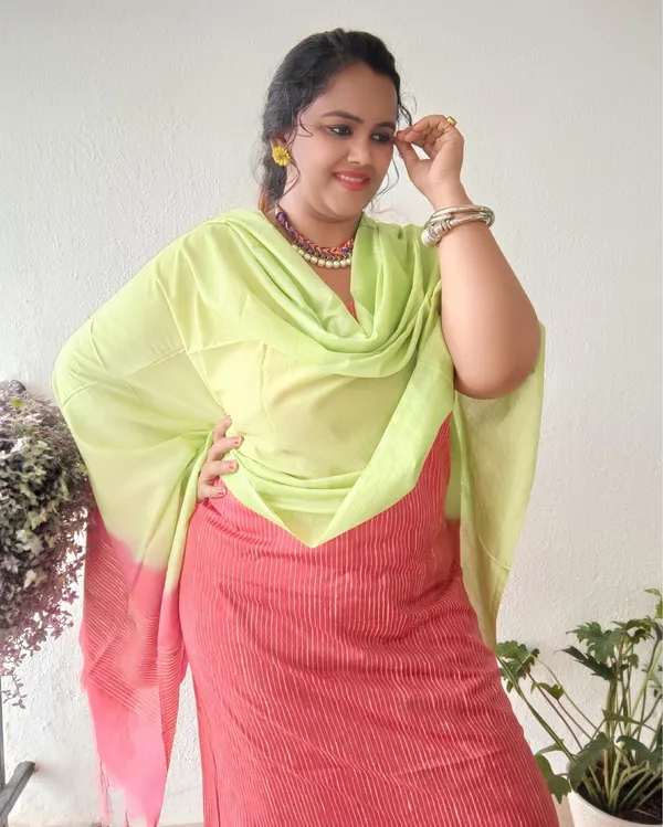 Handcrafted_Katan_Silk_Red_&_Green_Suit
