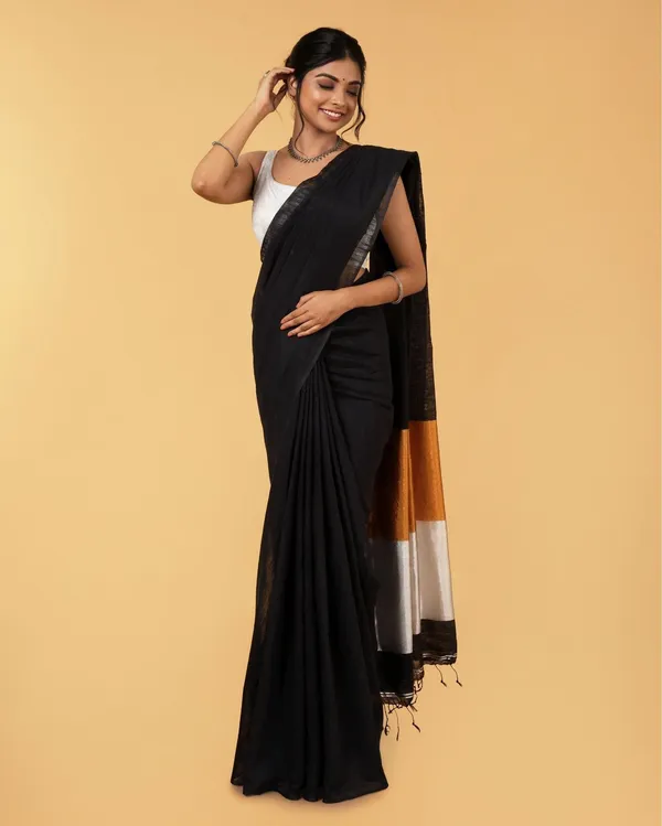 Classy_Silk_Linen_Handdyed_Black_Contrast_Pallu_Saree