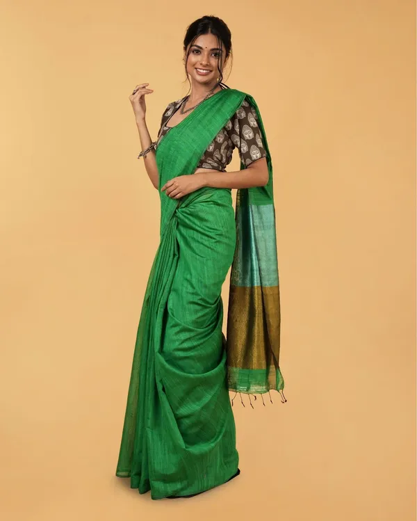 Lively_Silk_Linen_Handdyed_Green_Contrast_Pallu_Saree