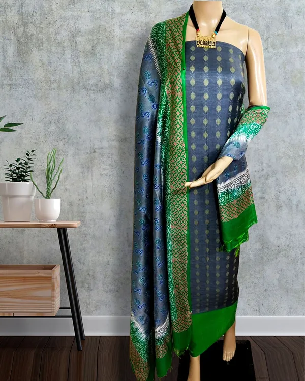 Katan_Silk_Artistic_Blockprint_Navy_Blue_Suit