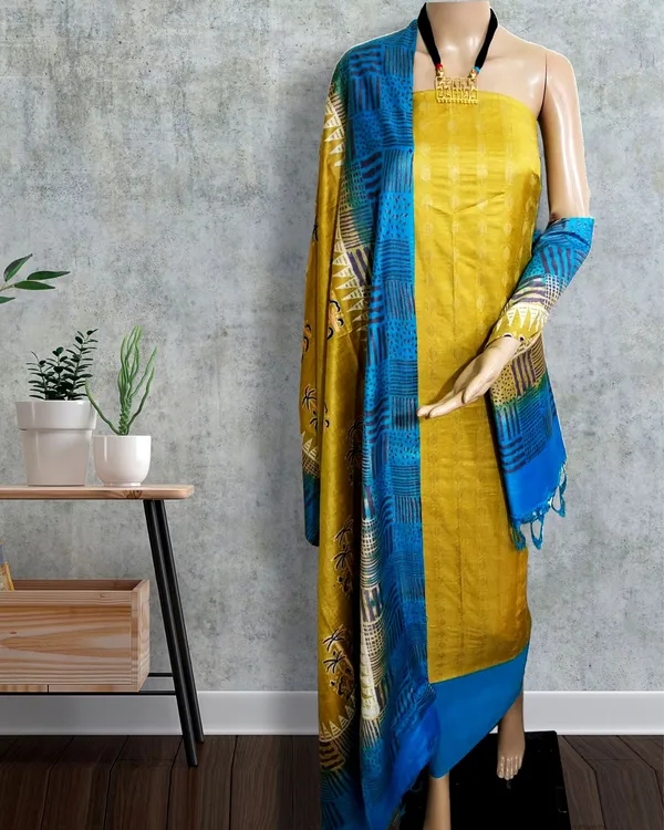 Katan_Silk_Graceful_Blockprint_Yellow_Suit