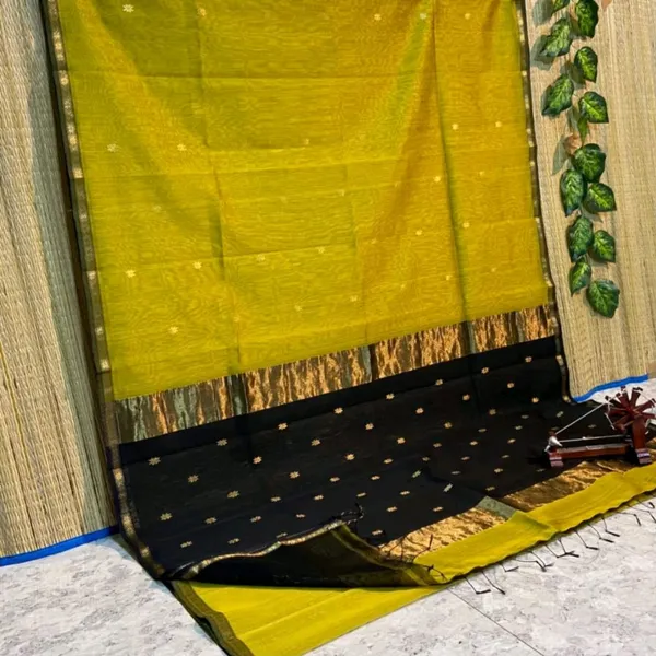 Vibrant_Pure_Maheshwari_Silk_Handloom_Saree_Mustard_&_Black