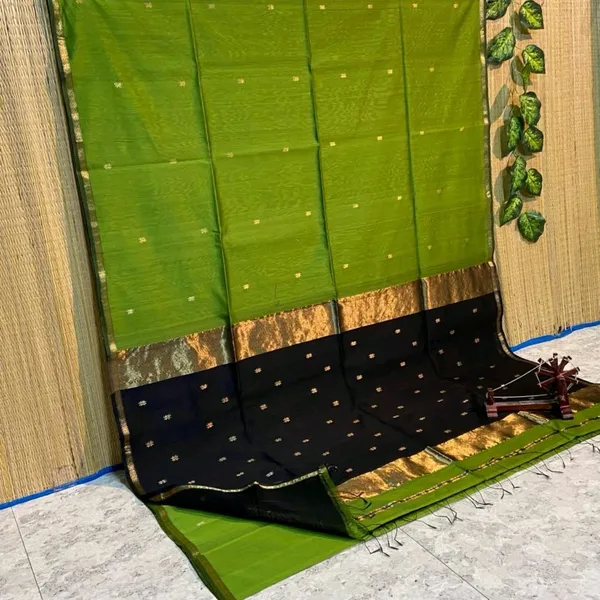 Bold_Pure_Maheshwari_Silk_Handloom_Saree_Green_&_Black