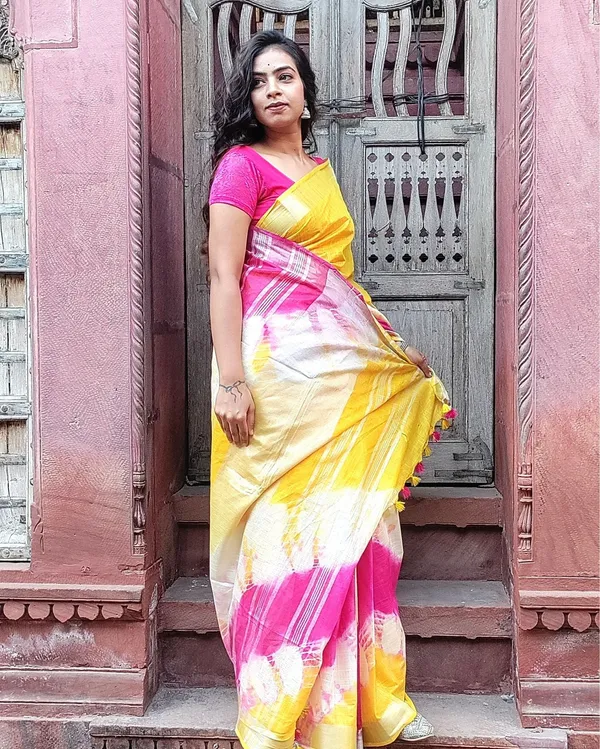 Sunny_Slub_Linen_Saree_Yellow_&_Pink_Shibori_Hand_Dyed