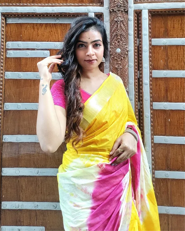 Sunny_Slub_Linen_Saree_Yellow_&_Pink_Shibori_Hand_Dyed