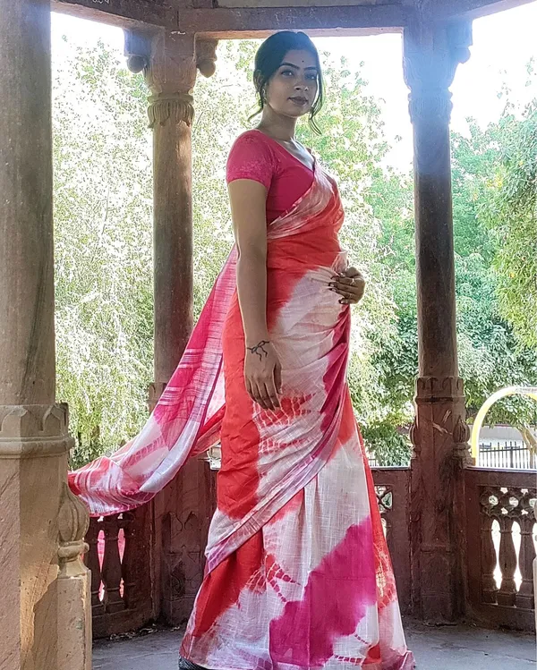Blush_Slub_Linen_Saree_Pink_&_Red_Shibori_Hand_Dyed