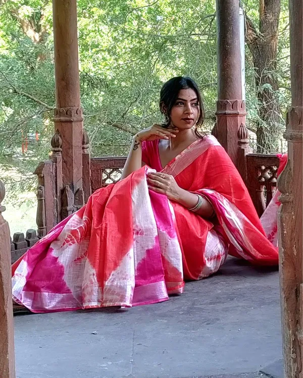 Blush_Slub_Linen_Saree_Pink_&_Red_Shibori_Hand_Dyed