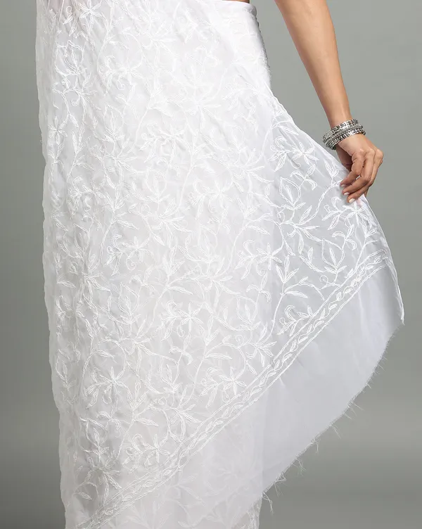 Tepchi_Handwork_Georgette_Work_Saree_White