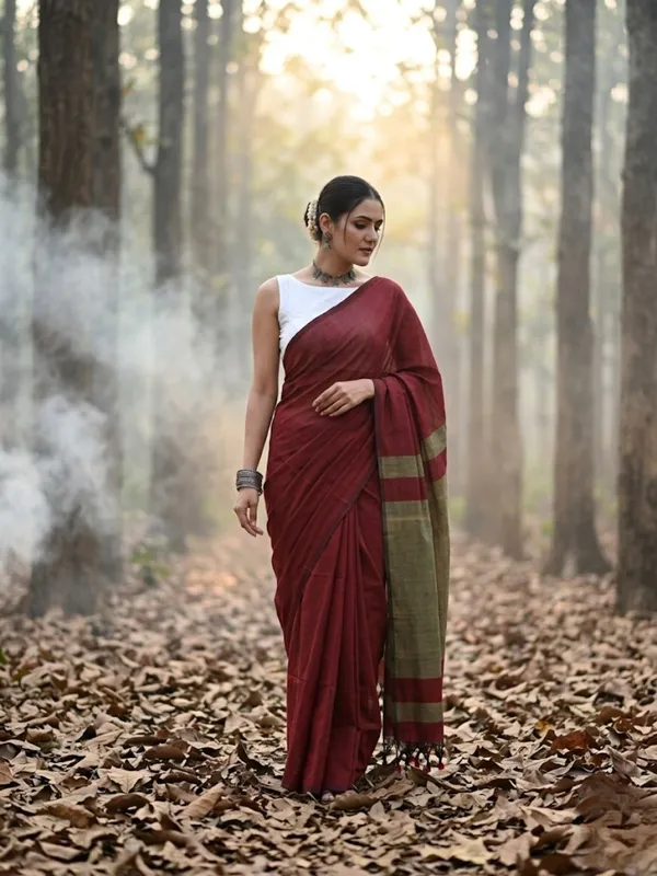 Earthloom_Handdyed_Khadi_Cotton_Saree_Maroon