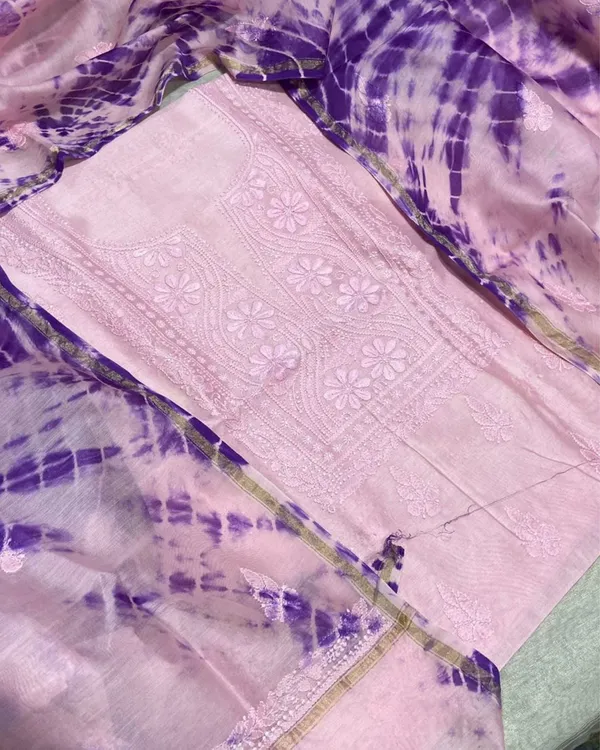 Chikankari_Pure_Chanderi_Silk_Joyful_Pink_Kurta_&_Dupatta