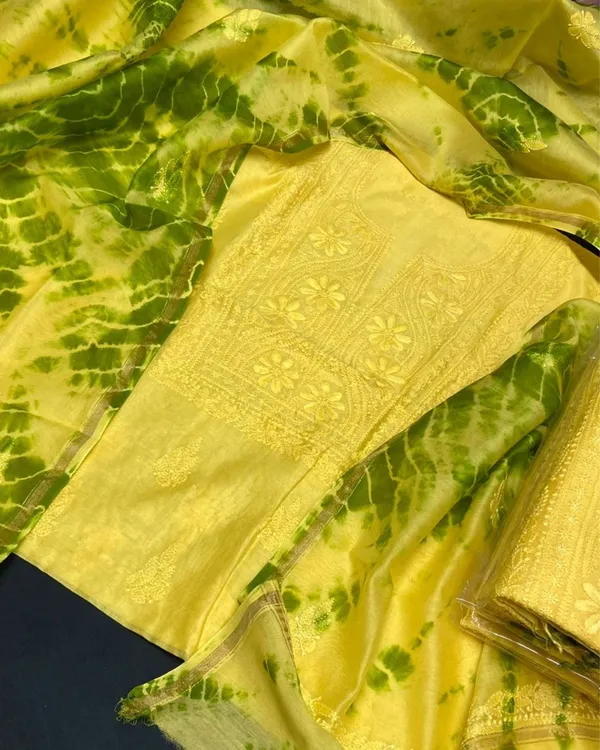 Chikankari_Pure_Chanderi_Silk_Dynamic_Yellow_Kurta_&_Dupatta