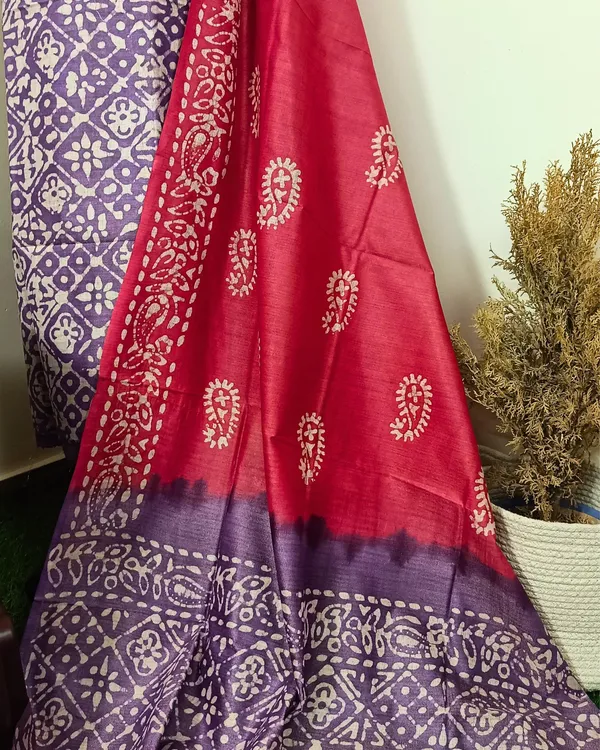 Wax_Batik_Hand_Dyed_Khadi_Silk_Purple_Suit