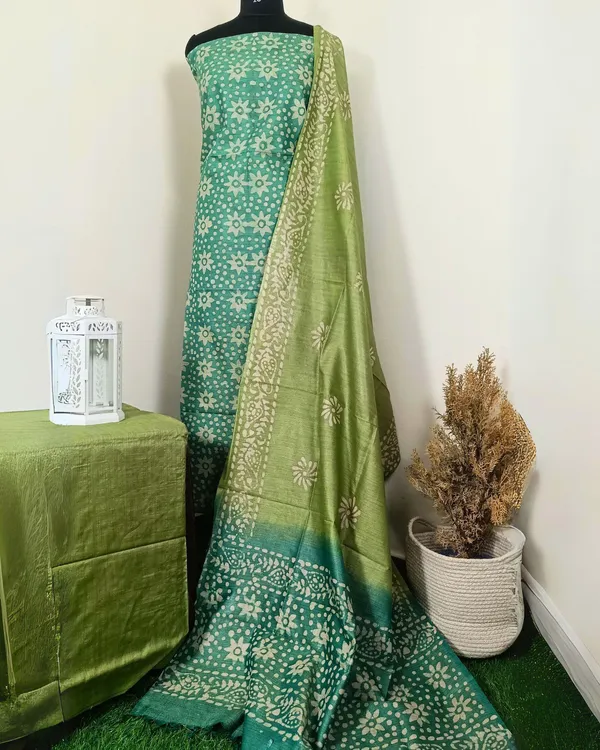 Wax_Batik_Hand_Dyed_Khadi_Silk_Sea_Green_Suit