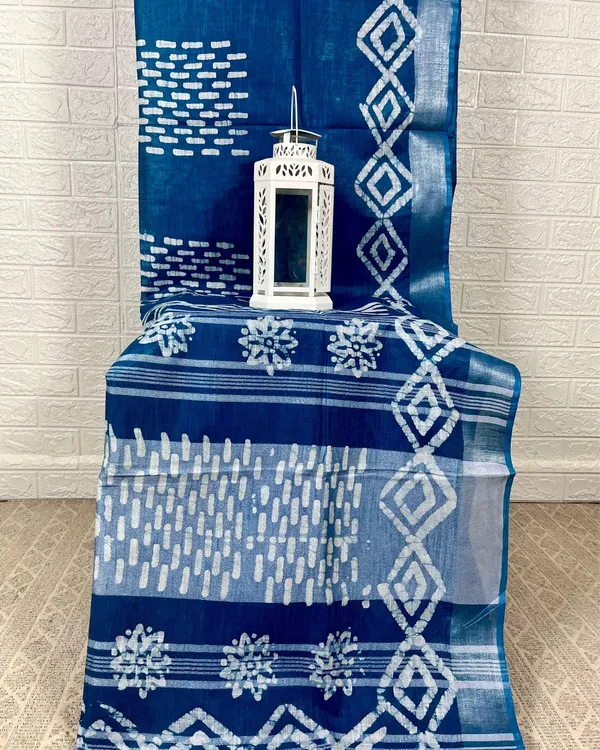 Golden_Slub_Linen_Wax_Batik_Handcrafted_Saree_Blue